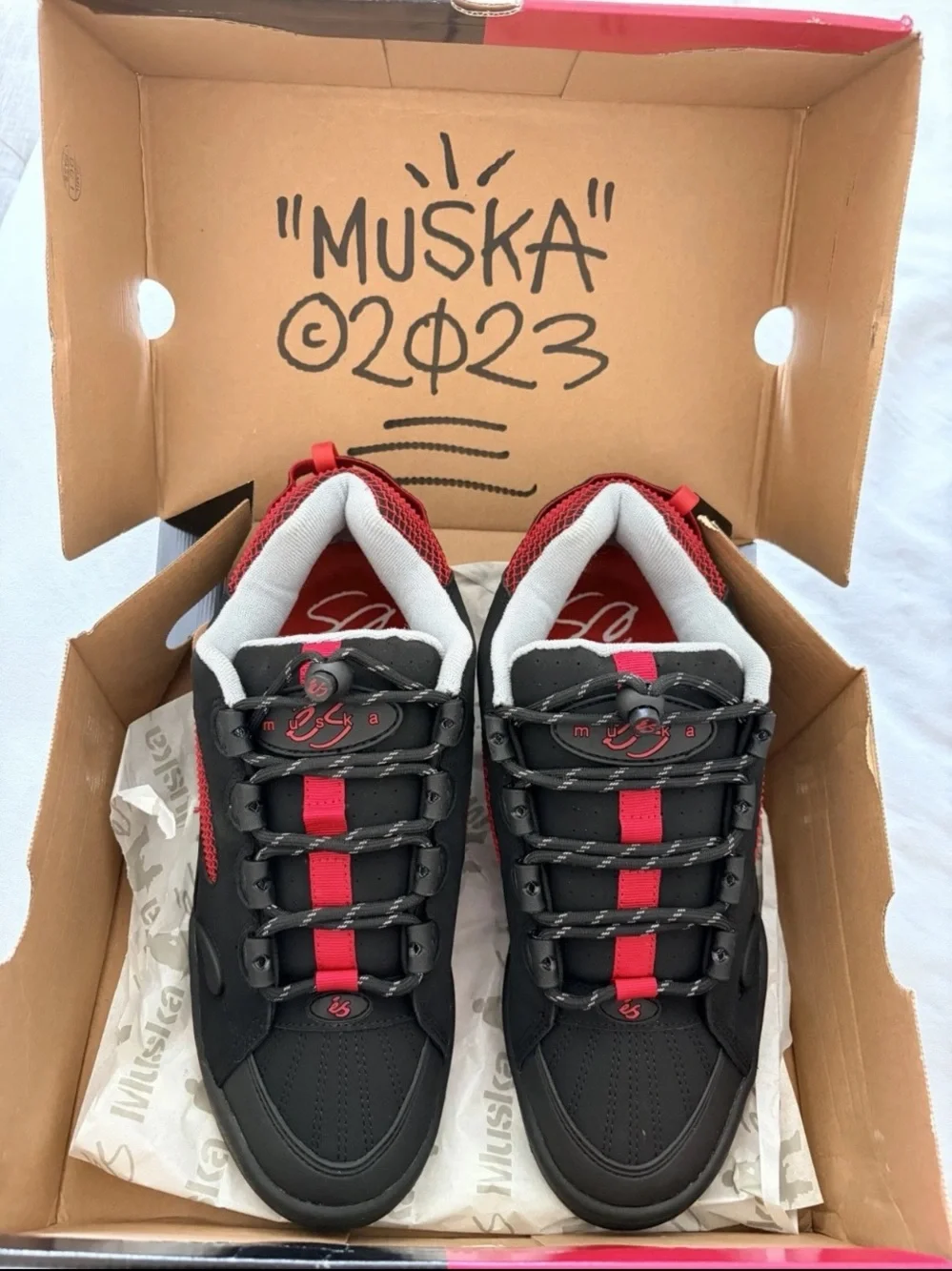 New Autographed 1997 reissue ES Chad Muska black red grey shoes mens size 10.5